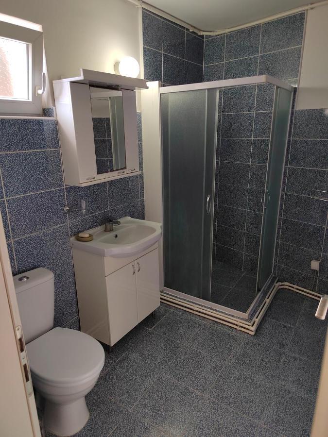 Downtown Apartment Ni Exteriér fotografie